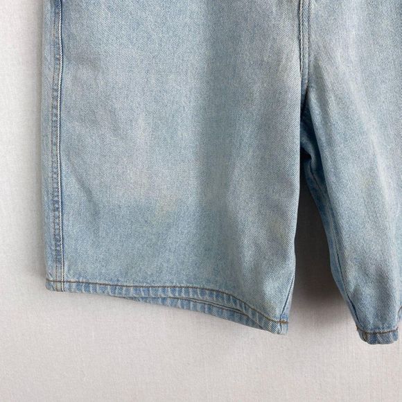ZENA Vintage Light Washed Denim Short - Picture 2 of 10